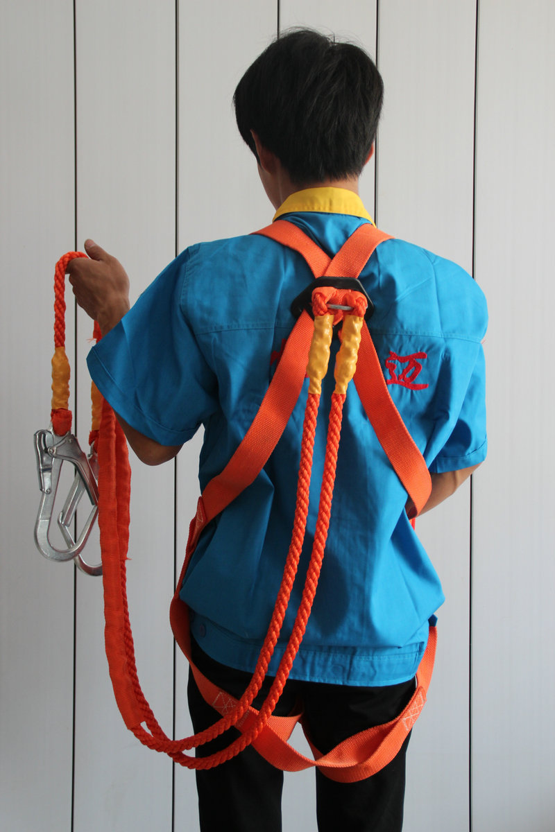 厂家直销登山安全带 高空作业安全带 坠落悬挂双背带式安全带