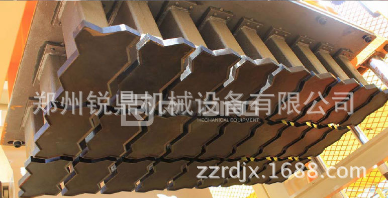 QT8-15-Hydraulic-Making-Cement