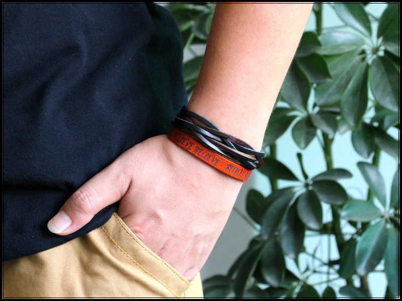 Leather Bracelets For Men And Women display picture 7