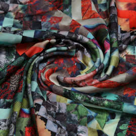 现货供应数码印花仿真丝缎面雪纺布几何抽像印花服装面料涤纶面料