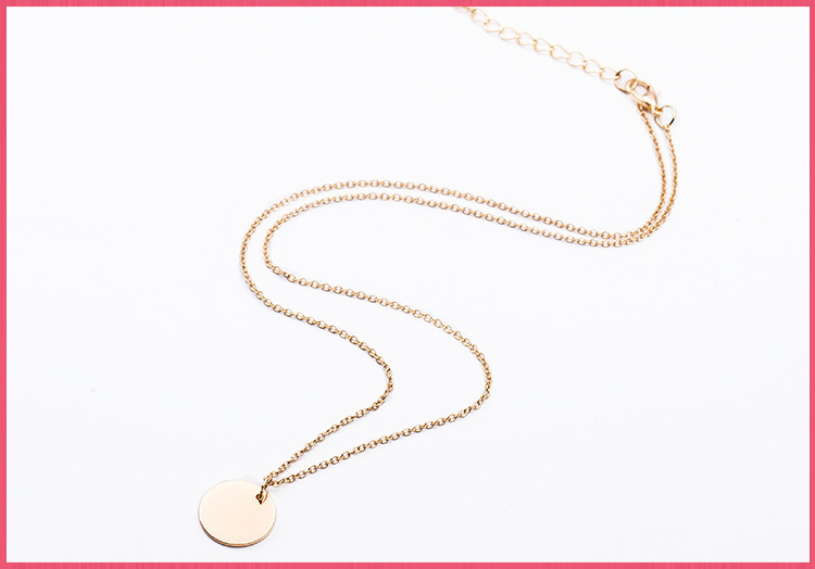 Geometric Smooth Small Round Pendant Necklace Fine Chain Temperament Clavicle Chain Necklace display picture 6