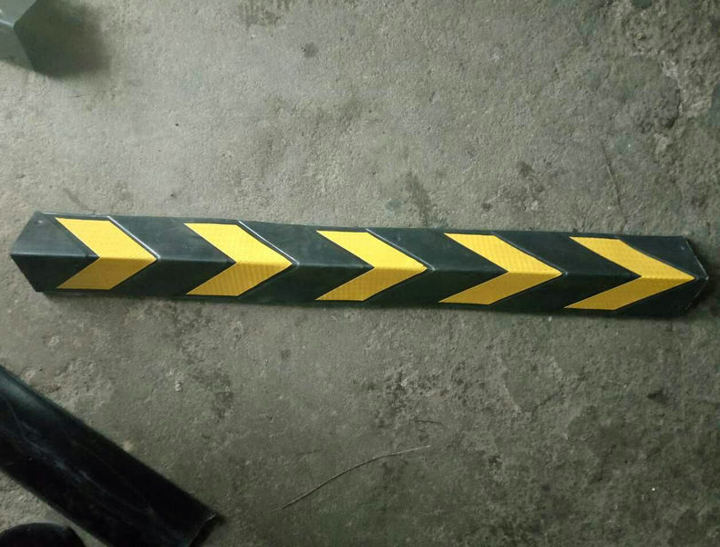 橡胶护角 1.2米直护角 车库柱子加长防撞护墙角  优质橡胶防撞条