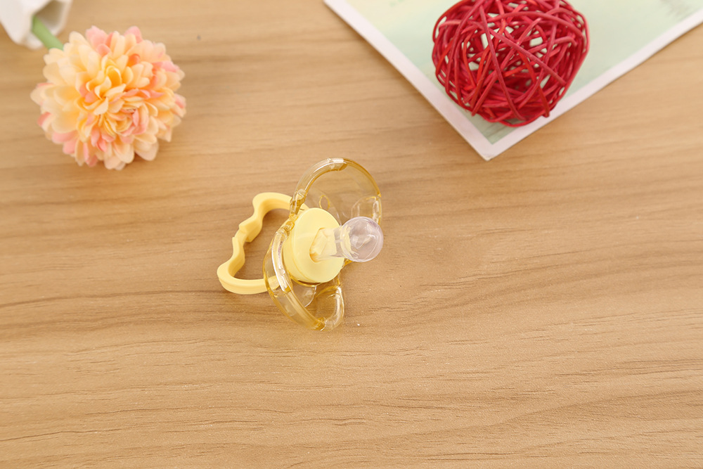 Baby Pacifier with Automatic Closure