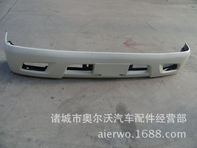 小卡之星2保险杠奥尔沃供应福田各种保险杠批发兼零售
