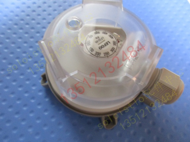 中央空调微压差开关LEFOO风压开关LF32-10 LF32-11 LF32-24-50