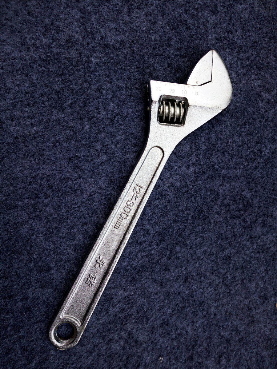 厂家直销 批发省力可调节活口扳手 开口快速活络扳手45#钢扳手