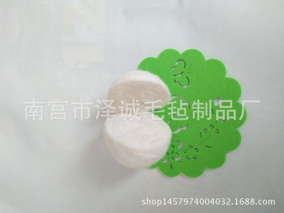 厂家直销 现货羊毛球 7公分白色进口羊毛干臊球，无异味