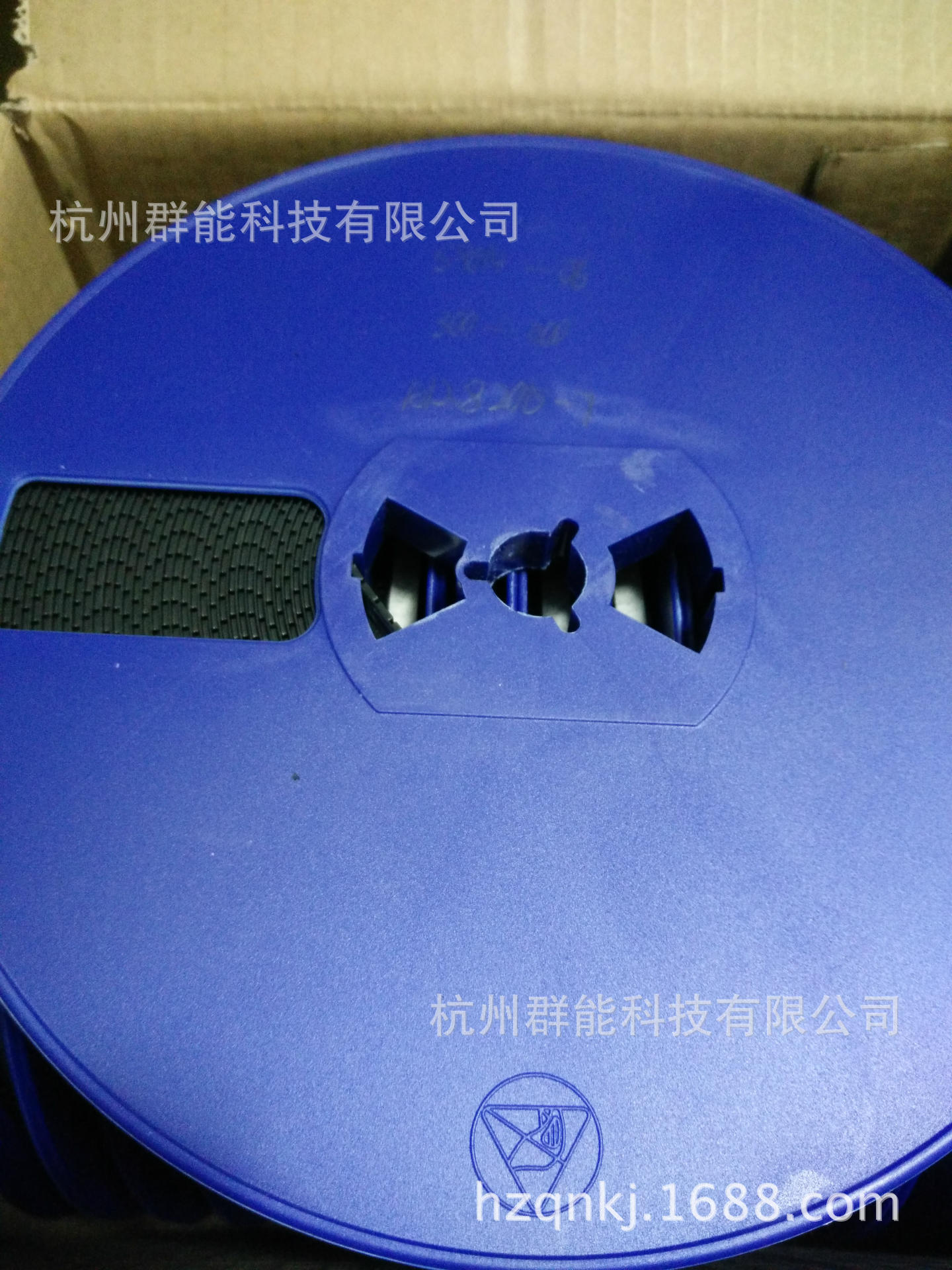 贴片三极管S9014 J6 0.3*0.3 300-400放大倍数