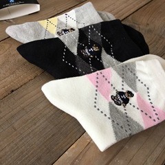 秋冬新款中筒女襪 棉線小熊刺繡女襪 菱形格款中筒棉襪 女襪批發