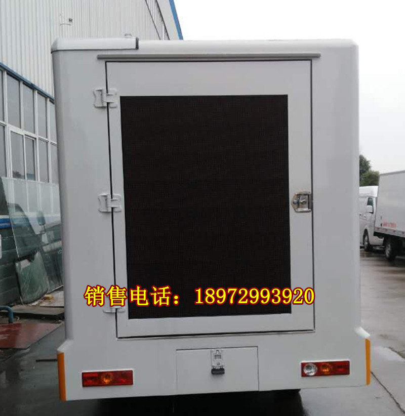 371055501358373407