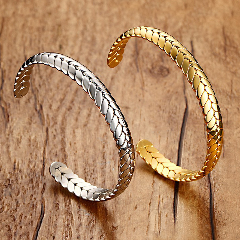 19g Weight Vacuum Plating Gold Plating Process Bangle Classification Daily Occasion 304 Stainless Steel Material Grain Pattern Women'S Gender Plating Design Simple Style Style Simple Style Grain 304 Stainless Steel Stainless Steel Bracelets In Bulk 10