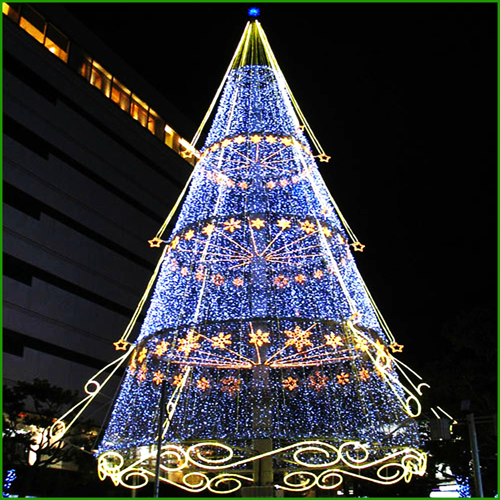 List 91+ Pictures 圣诞树装饰 Sharp List 91+ Pictures 圣诞树装饰 Sharp