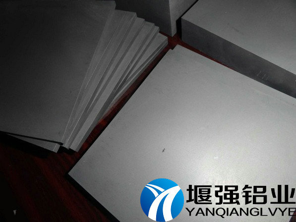 贡力钨钢板KD20 钨钢薄板 细微粒钨钢棒