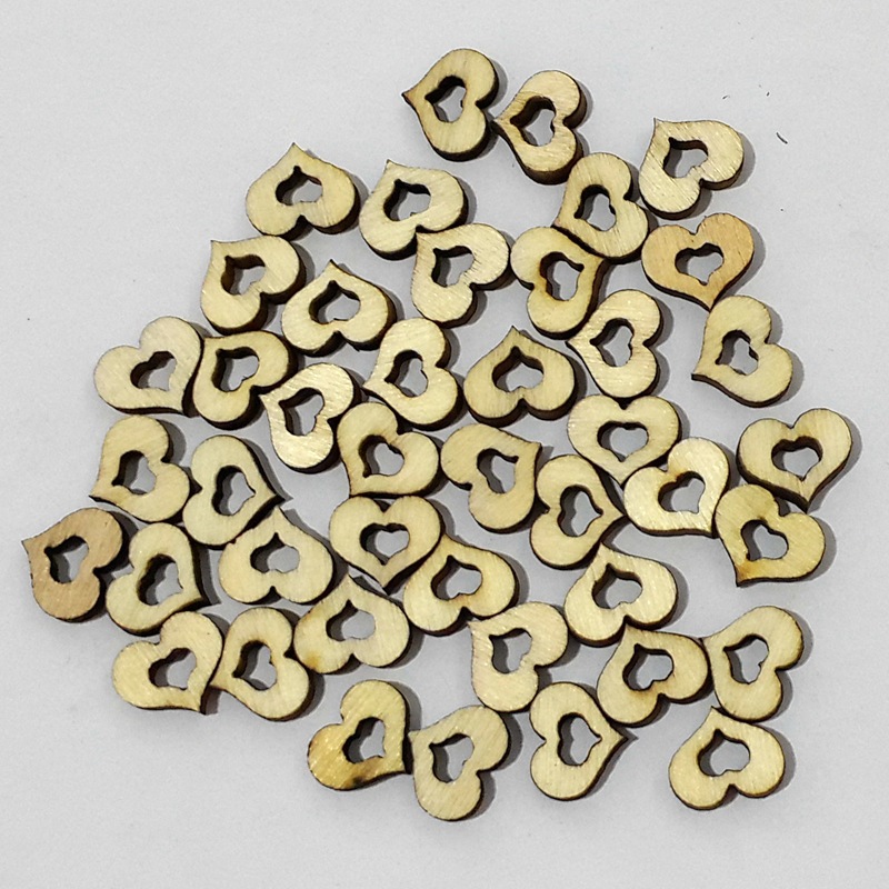 木头扣子diy贴画饰品 厂家批发各种木纽扣桃心扣激光切割镂空桃心