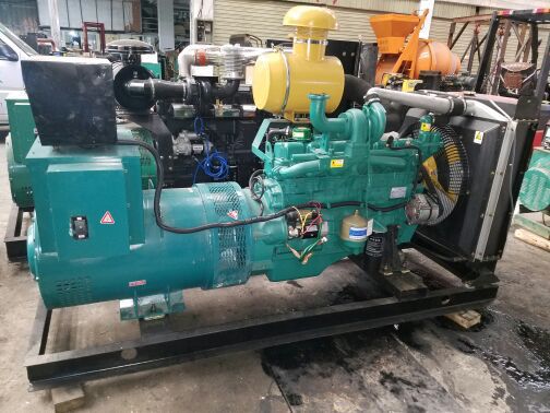 云南昆明潍柴200KW自动化柴油发电机组