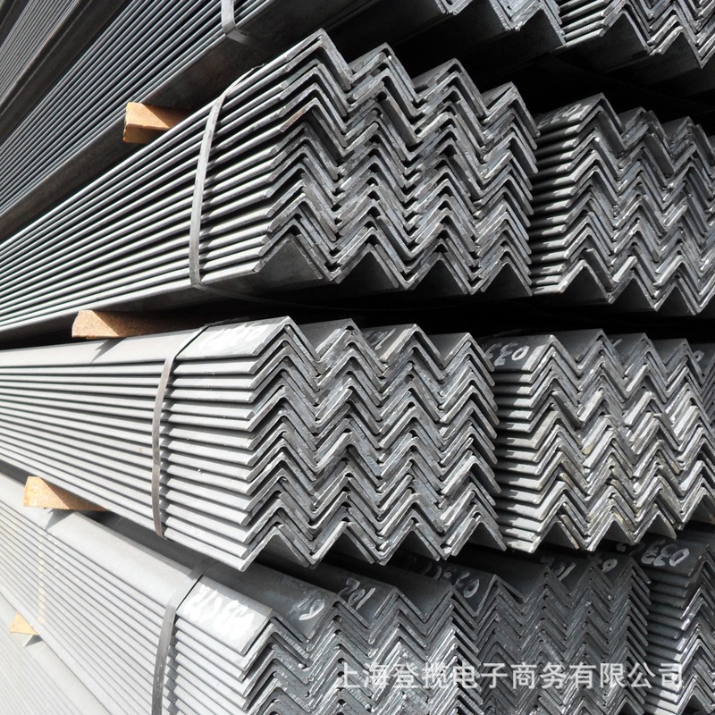 江苏徐州厂家直供角钢镀锌角钢等边角钢 不等边角钢 槽钢镀锌槽钢