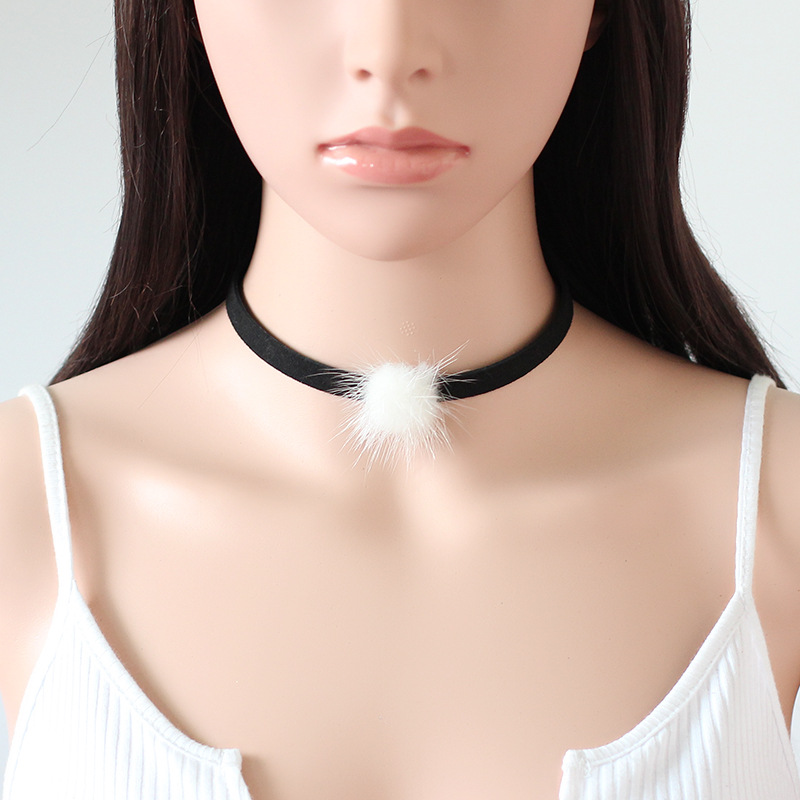 Fashion Velvet Rabbit Bandage Necklace display picture 1