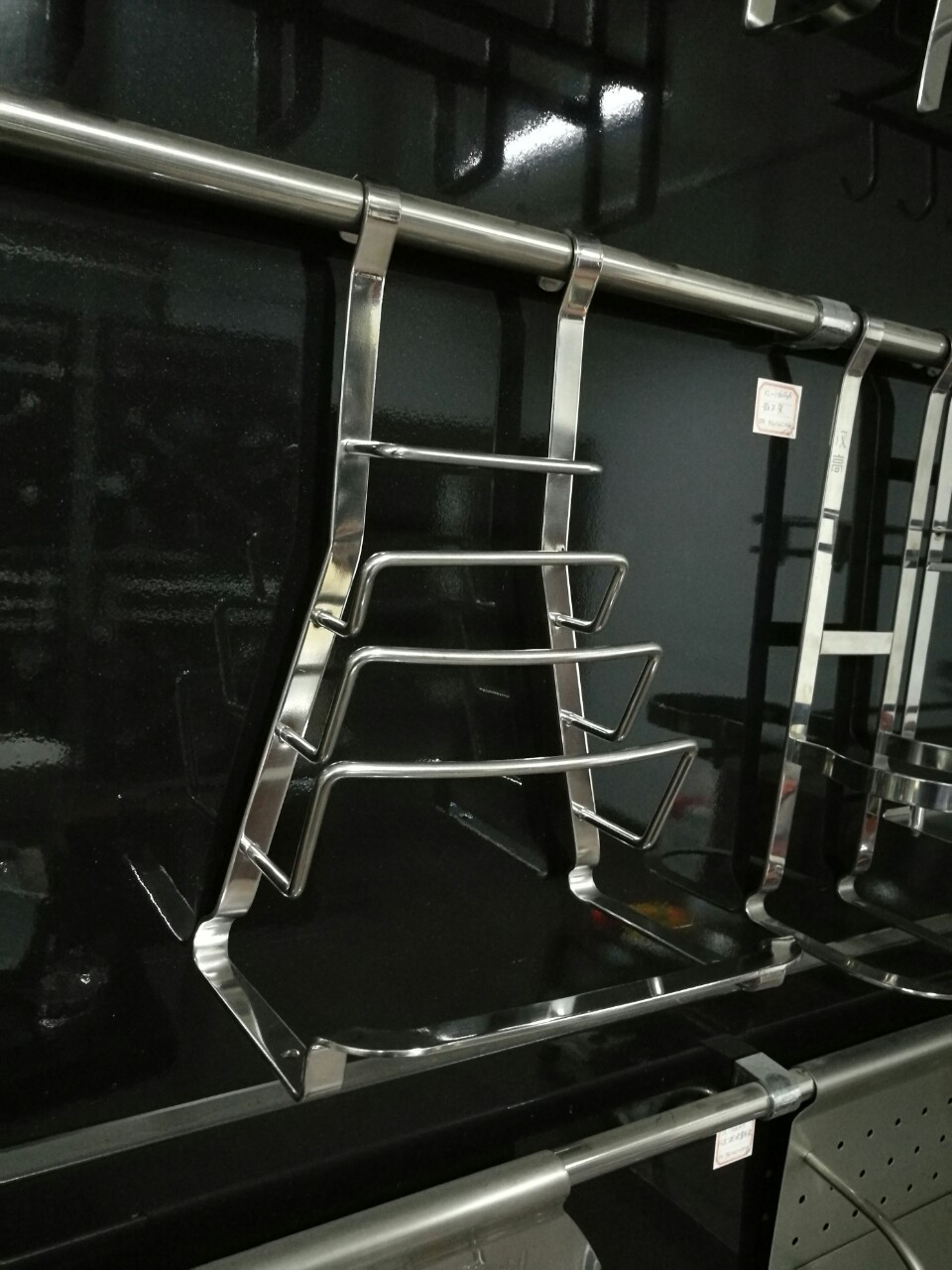 Manufactor Direct selling wholesale Flat steel pot cover frame Hardware wholesale Kitchen essential appliance Pot cover rack