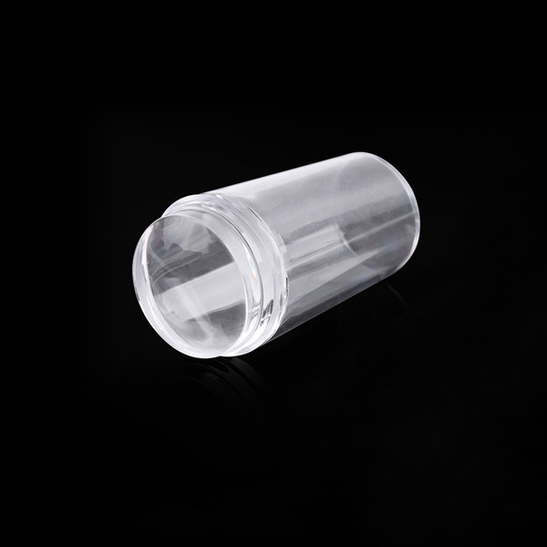 Silicone seal for manicure