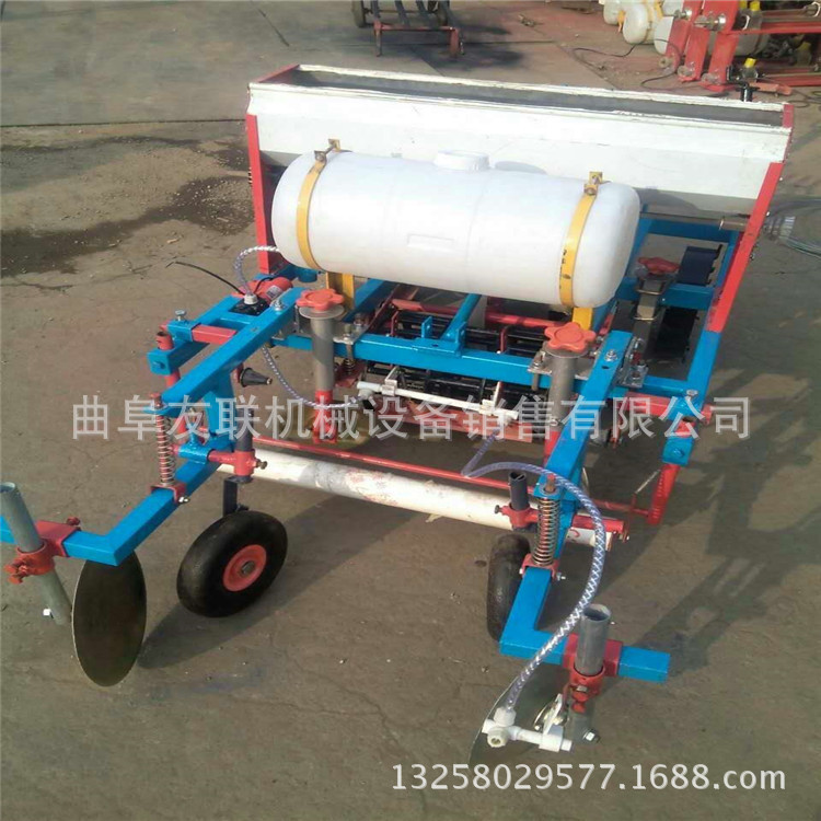 RT8[Y@43QAVV}V(O)%1(2O7