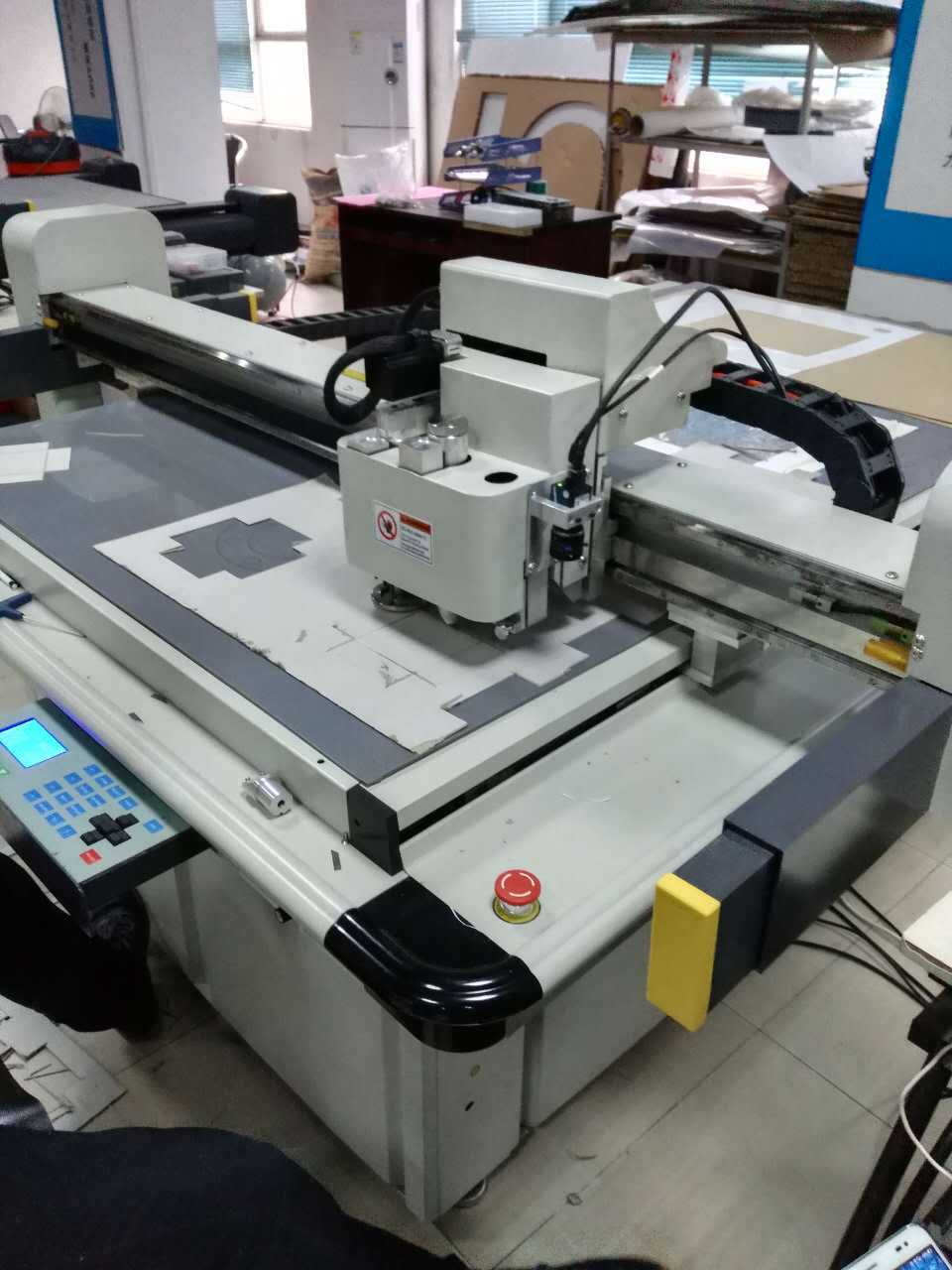 密封件裁剪切割机