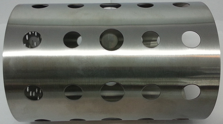 Factory direct sales of stainless steel surface brushed chopstick buckets, fast food restaurant chopstick cages, household round perforated chopstick buckets detail image 6