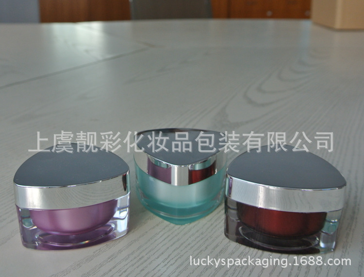 生产供应高档亚克力瓶 三角膏霜瓶 15.30.50g 