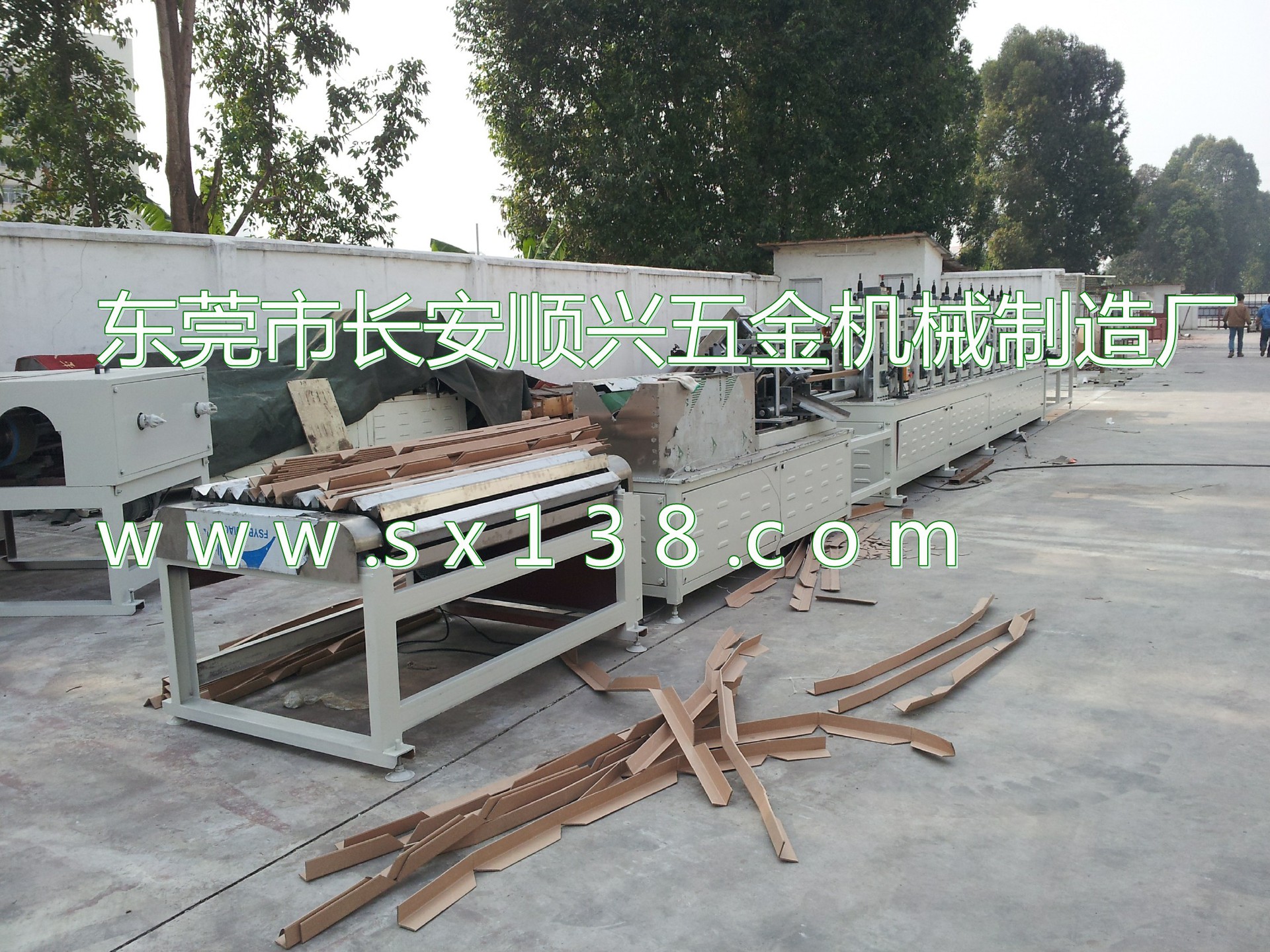 成型纸护角机械设备 纸护角机生产厂家  顺兴纸护角、纸板双用机