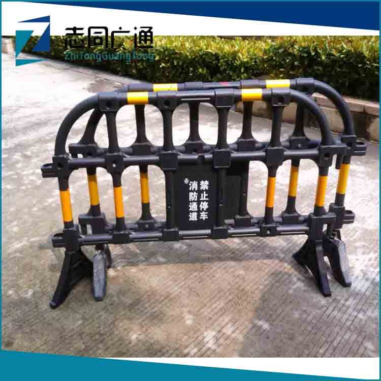 塑料铁马 镀锌黄黑隔离铁马 道路施工铁马护栏路障