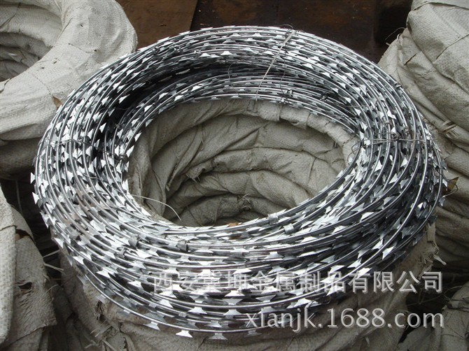 西安冀坤供应不锈钢，镀锌，浸塑，刺绳，不锈钢，镀锌，刀片刺绳