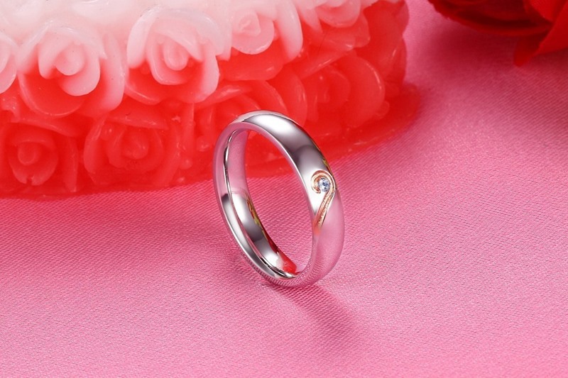 Fashion Heart Shape Titanium Steel Inlay Zircon Rings 1 Piece