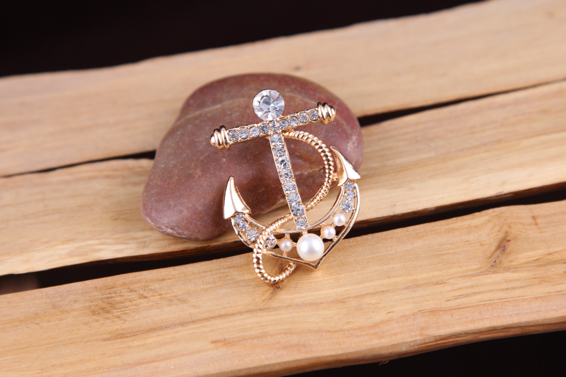 Elegant Korean Style Anchor Alloy Plating Inlay Rhinestones Pearl Women's Brooches display picture 1