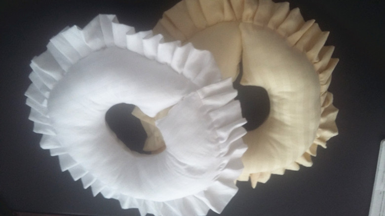 漂白和米黃趴枕