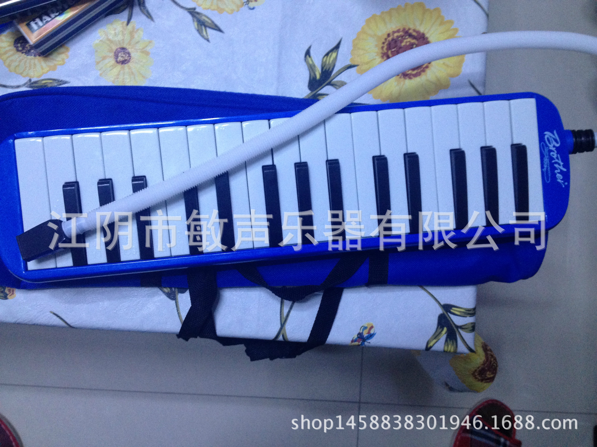 1452394736_328046419