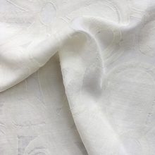 厂家直供丝毛棉剪花布料 素色秋季衬衫裙子提花桑蚕丝面料
