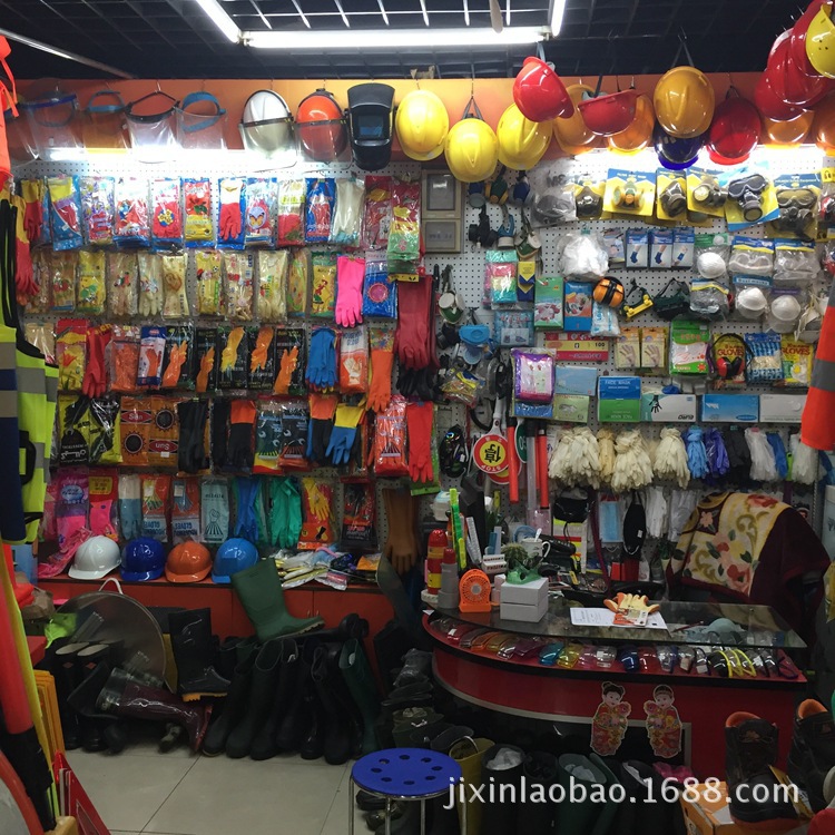 3127412165_707013135