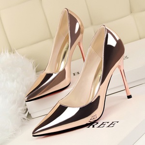 9196-1 in Europe and the contracted wind high heel with shallow mouth pointed sexy thin professional OL women's shoes