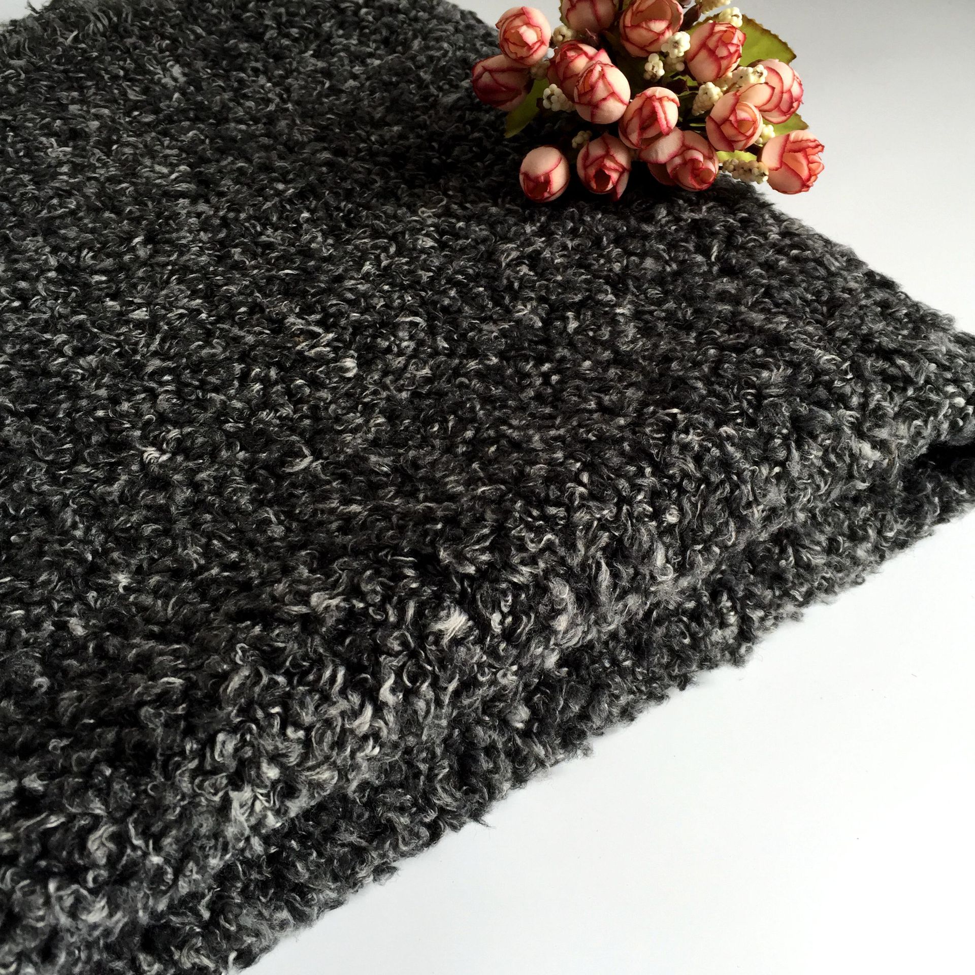 供应：全涤气蒸毛 羊羔毛 人造面料 服装大身 内里 领口