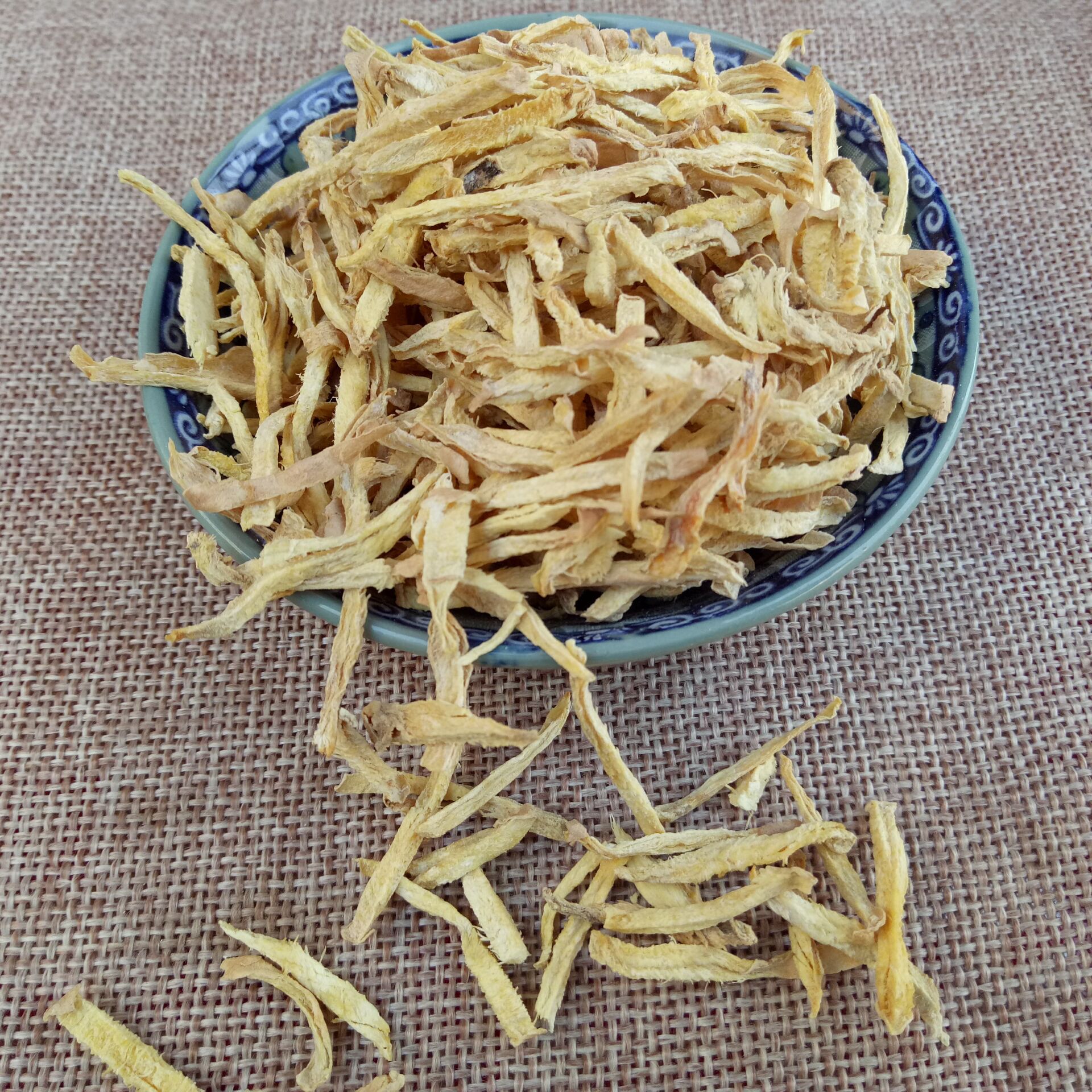 Dried Ginger Shreds Jiang Si 500g Machine Cut Dehydrated Ginger for Tea and Cooking overview