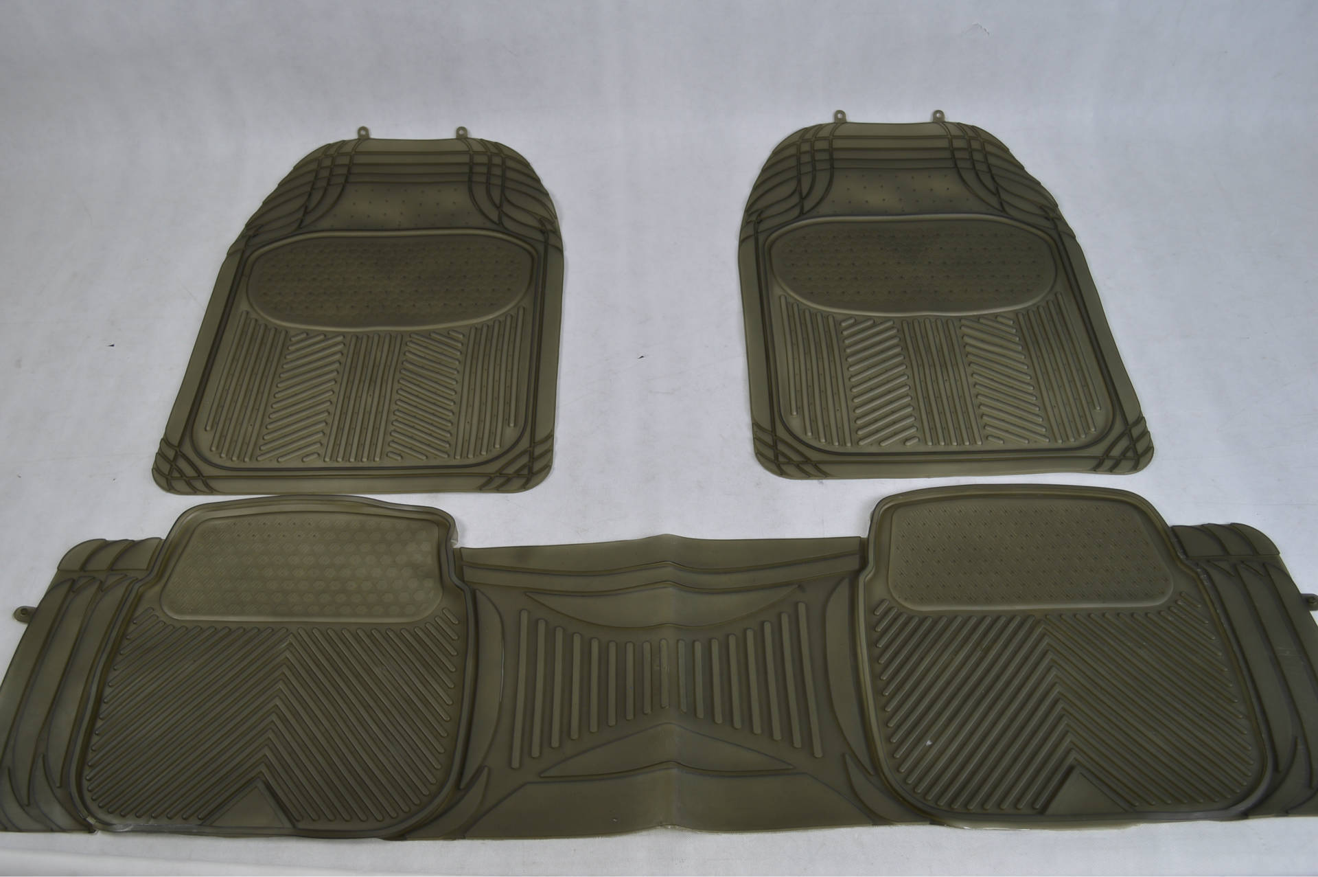 汽车连体乳胶通用丝圈耐磨脚垫透明塑料pvc橡胶环保可越野车平底|ms