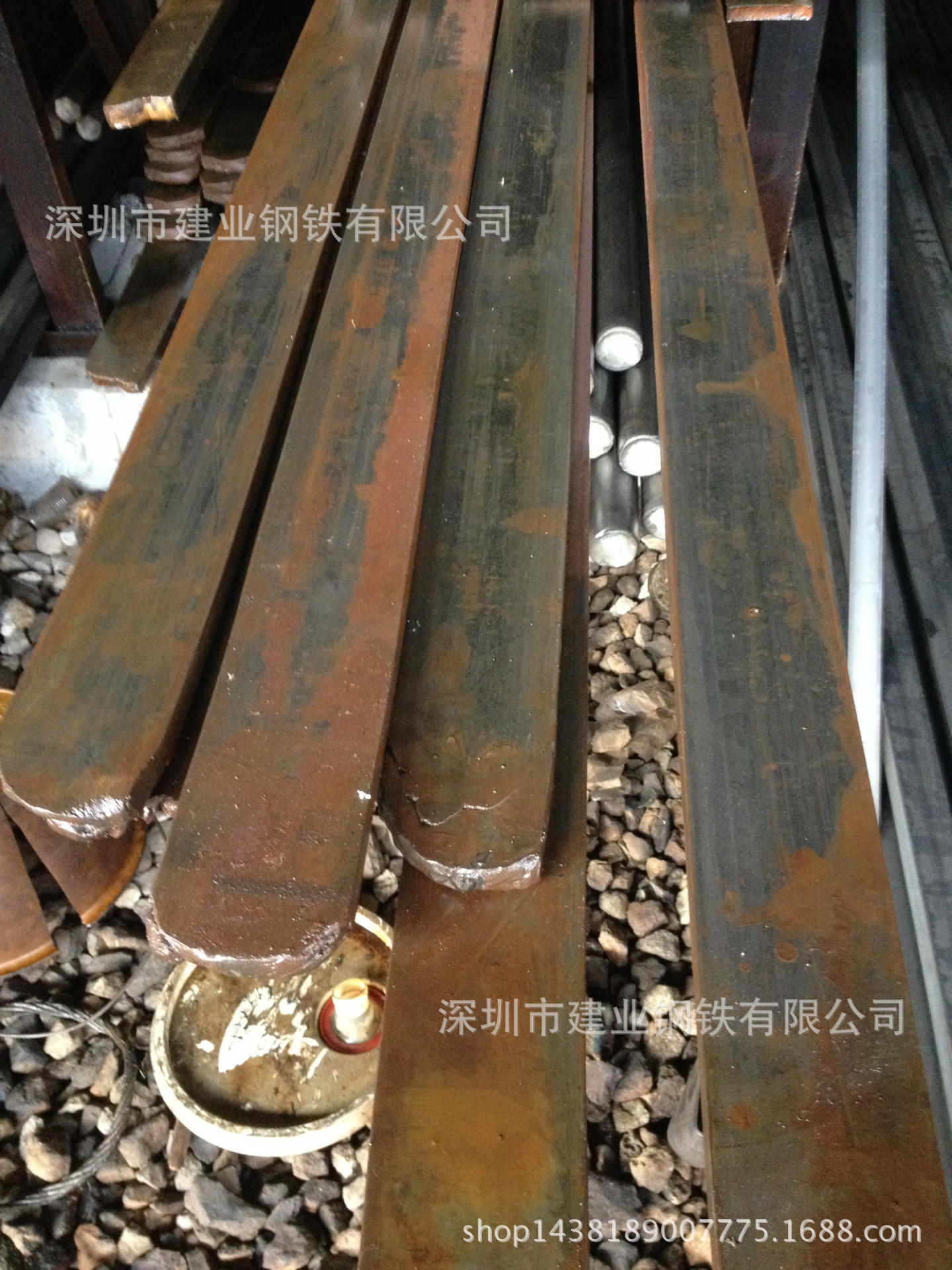 深圳冷拉扁铁-- 冷轧光亮小扁铁8*3 酸洗料，q235 扁钢规格2*15