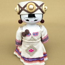 白麻布民族娃娃 家居饰品 木质摆件 创意设计 特色礼物 儿童玩具