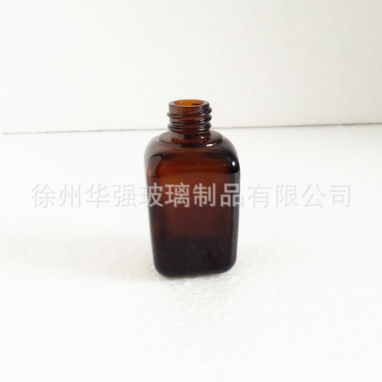 现货供应10ml15ml 30ml 50ml 茶色 精油瓶 化妆品玻璃瓶 香薰瓶
