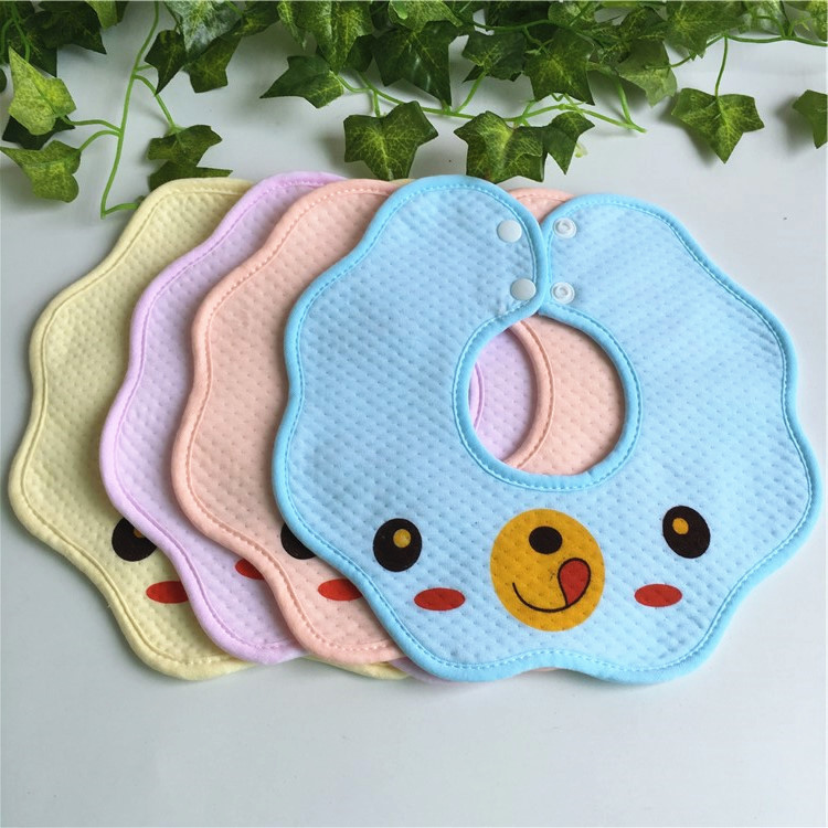 Baby Plum Blossom-Shaped Warm Bib, Baby Octagonal Bib, Cartoon Bear Neck Scarf Style Waterproof Saliva Towel