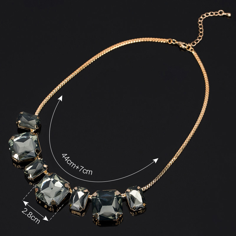 38g Weight Zircon Inlay Material Necklace Classification Alloy Chain Material 1 Piece Quantity Simple Style Square Alloy Inlay Zircon Women's Necklace