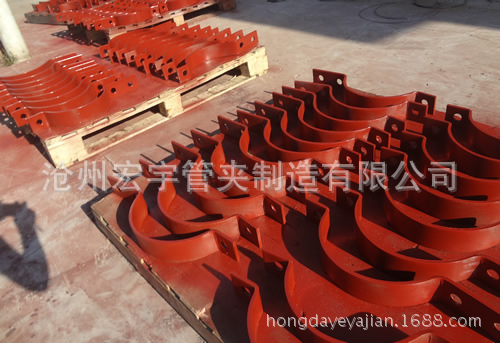 供应管夹 金属管夹 厂家直销 三螺栓扁钢管夹 双螺栓扁钢管夹线管