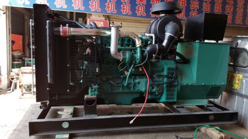 云南昆明沃尔沃100KW柴油发电机组