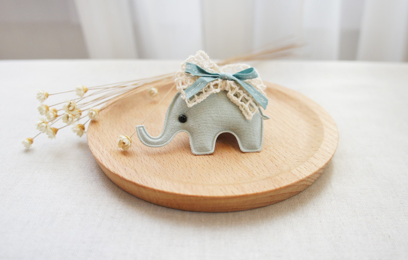 Cute Baby Elephant Korean Children's Hairpin Duckbill Clip Children's Bow Hair Accessories display picture 4