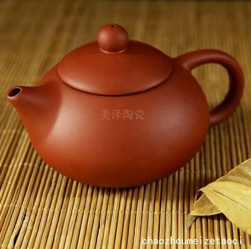 Xishi purple clay teapot 125 ml, kung fu tea set — affordable drainage teapot (red/black)