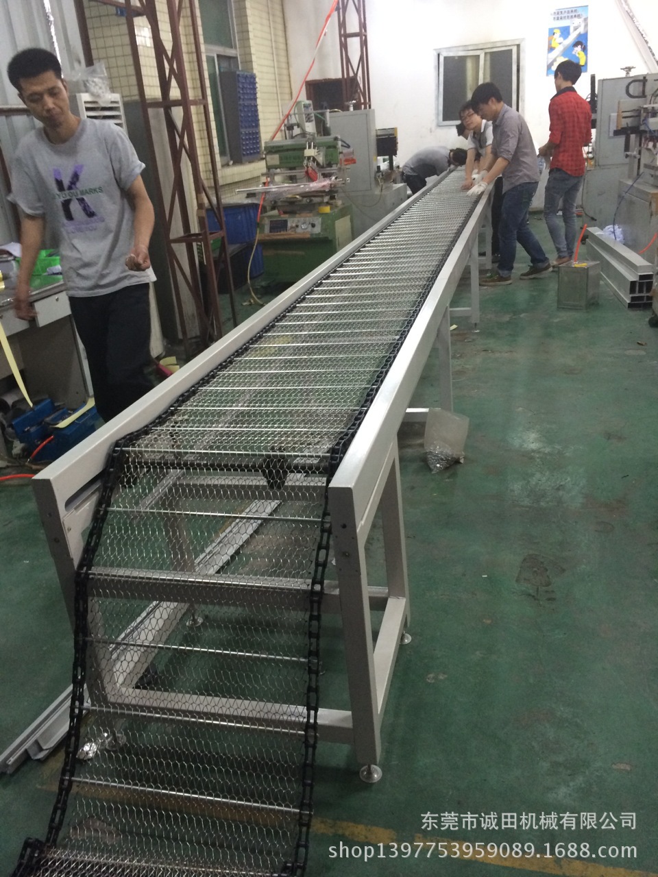 不锈钢网带隧道炉安装 (4)